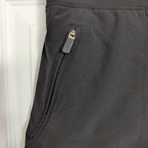 🔷Kyodan Women's (Size XS) Black Skort (Mini Skirt) - Picture 4 of 10